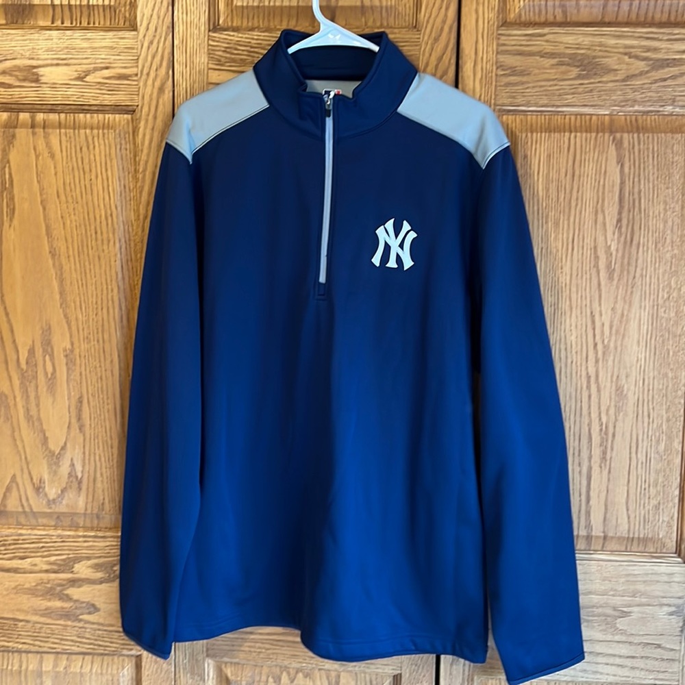 NWT NY Yankees quarter zip